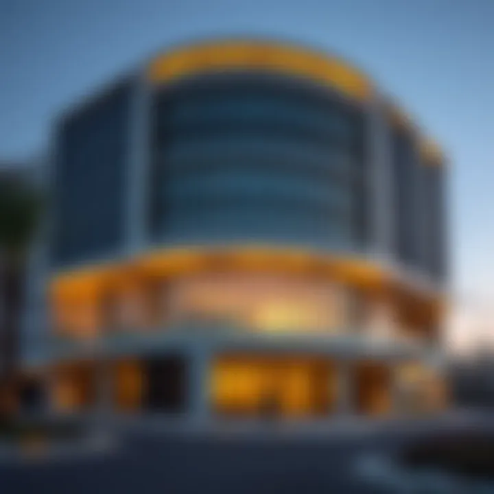 Exterior view of الورقا مول showcasing modern architecture